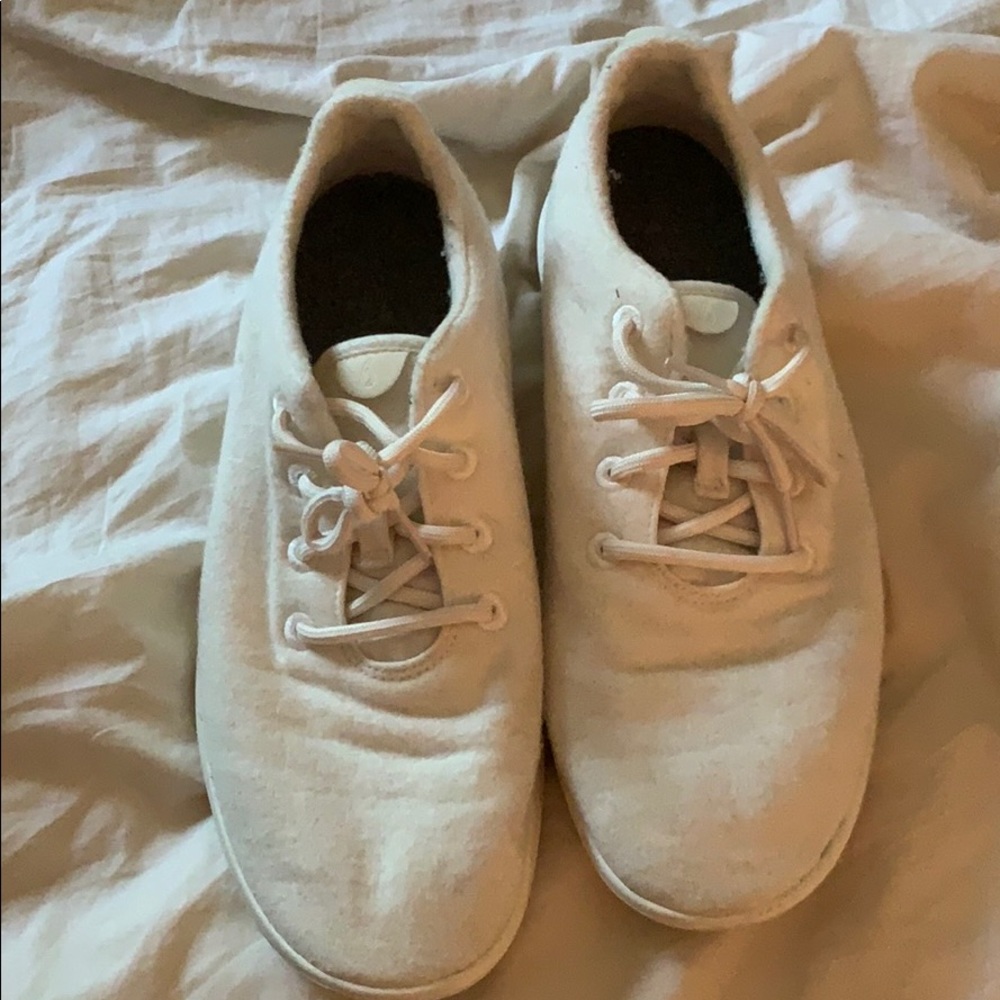Tan allbirds